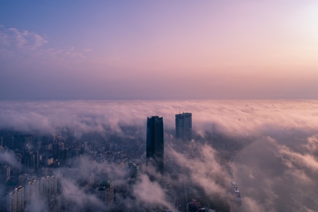 海口哪些地方值得去玩？2024年最新版必打卡的十大景点，带你发现不一样的海口风情，感受热带海岛的魅力，从火山奇观到历史文化，从海滩度假到都市休闲，每一个角落都藏着惊喜，准备好了吗？让我们一起出发！