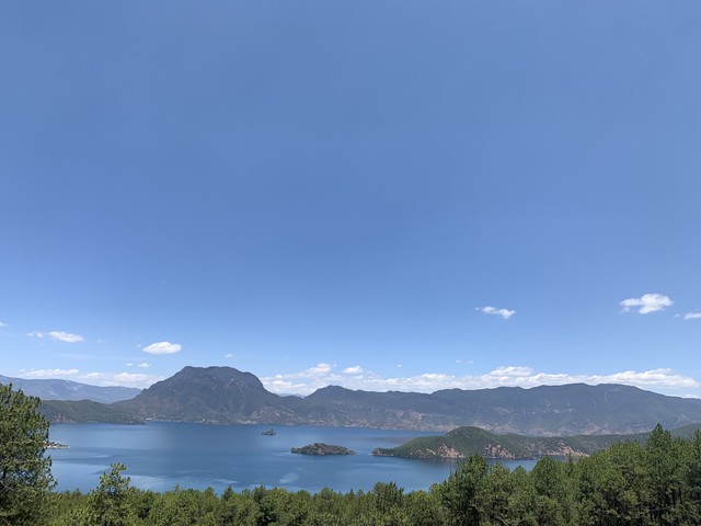 丽江旅游特色有哪些？一探丽江的魅力所在，感受千年古城的脉动与自然风光的绝美交融！