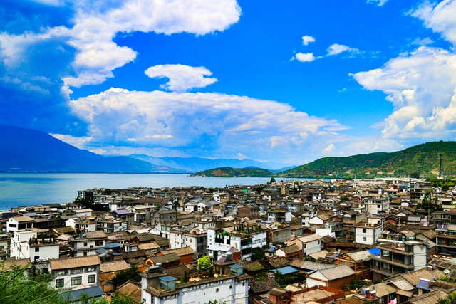 成都直飞大理特价机票，2024年冬季最浪漫的旅行选择，从天府之巅到苍山洱海，仅需数百元，开启一场说走就走的风花雪月之旅