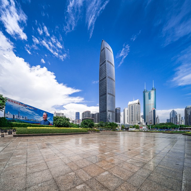 深圳哪里有跳伞的地方？带你一跃而下，体验云端漫步的惊险与浪漫