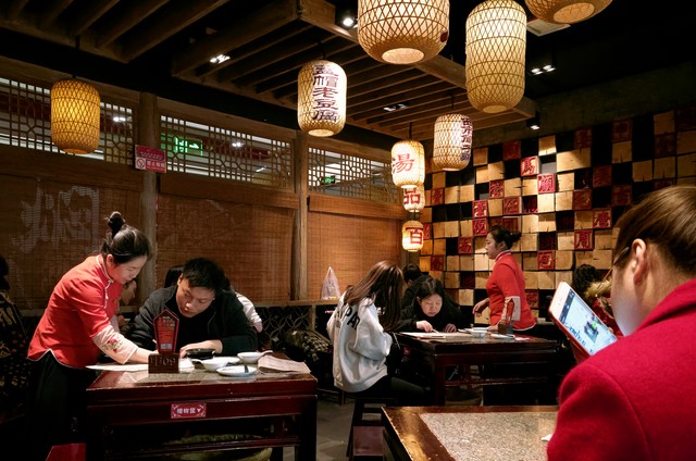 西安网红餐厅有哪些？吃货们必打卡的美食地图