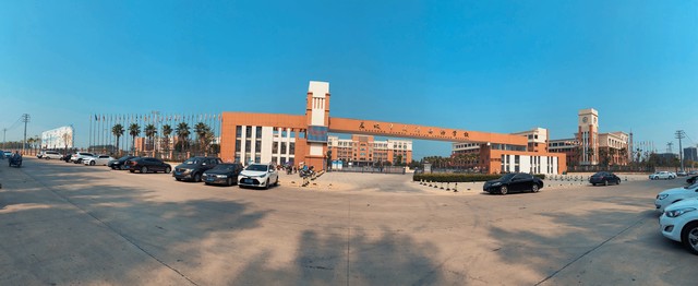 北京11中学怎么样：走进这所传奇学校，揭开它神秘面纱背后的故事