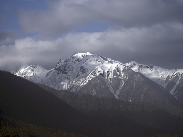 当雪山是怎么形成的遇上了一场浪漫的冰雪奇缘，你猜会发生什么？