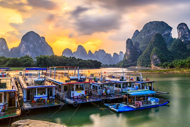 哈尔滨到云南旅游多少钱？2024年最新攻略，让你的旅程既省钱又享受！