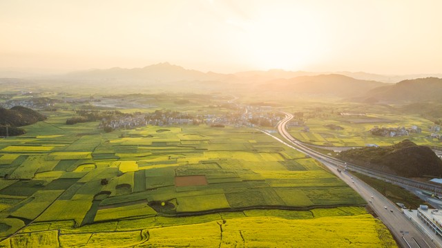 从郑州到云南旅游：一场说走就走的冒险，带你领略彩云之南的无限魅力与惊喜