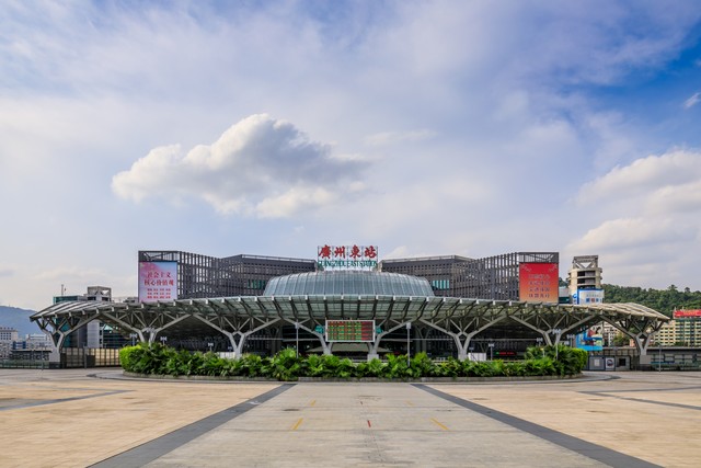 香港到广州怎么走？最新交通攻略，带你轻松穿梭两地，省时又省心，让旅行不再是难题！
