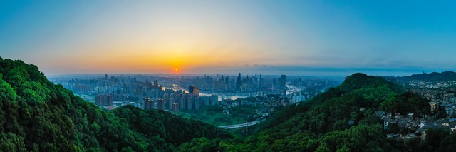 详细阅读:重庆渝北哪里好玩?2024年最全攻略,带你玩转这个充满活力与魅力的地方,从自然风光到人文景观,从古老小镇到现代乐园,每一个角落都藏着让你惊喜的小秘密 重庆渝北哪里好玩?2024年最全攻略,带你玩转这个充满活力与魅力的地方,从自然风光到人文景观,从古老小镇到现代乐园,每一个角落都藏着让你惊喜的小秘密