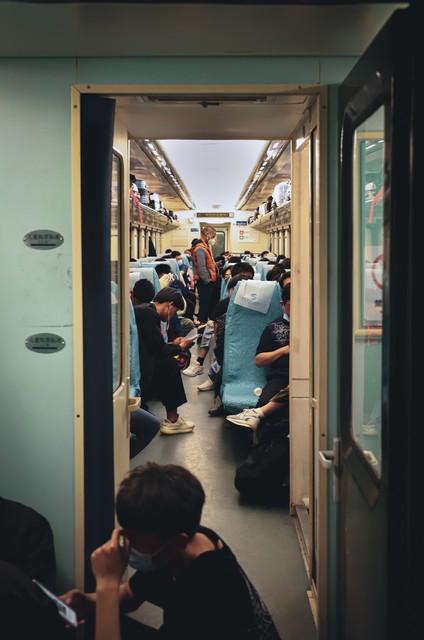 惊！K1205次列车上的一场不期而遇，从广州到昆明的难忘之旅