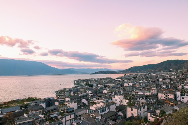 大理天气7月：从清晨的第一缕阳光到夜晚的微风，一场关于大理夏日的浪漫之旅即将开启！