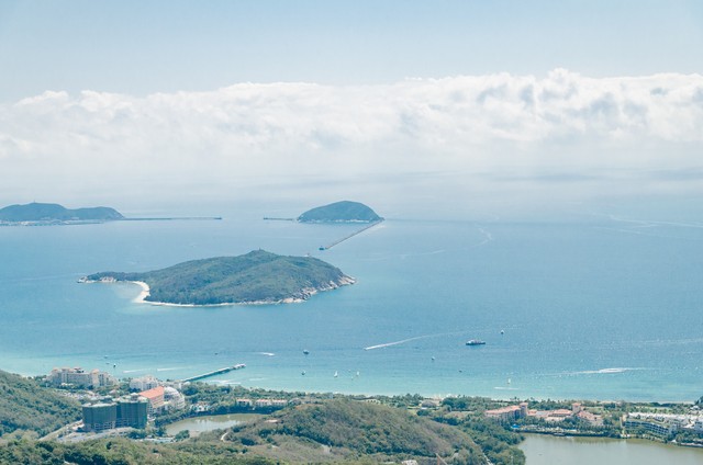 湛江至丽江旅游路线：一场从南国海滨到云贵高原的梦幻之旅，带你领略中国最美的自然与人文风光