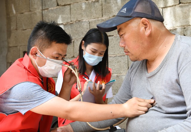 云南旅游景点老兵：那些在风景背后默默守护的英雄们